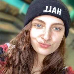 Meet your Posher, Melyssa